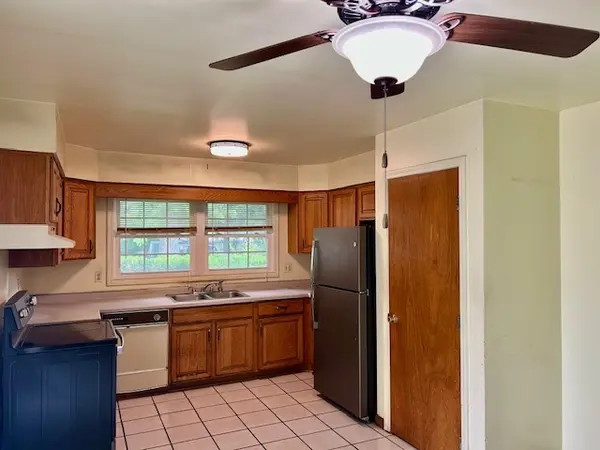 226 Meadows RD S, Bourbonnais, IL 60914