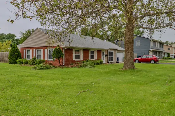 10147 W 151st ST, Orland Park, IL 60462