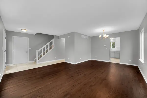 615 RED BARN TRL, Bolingbrook, IL 60490
