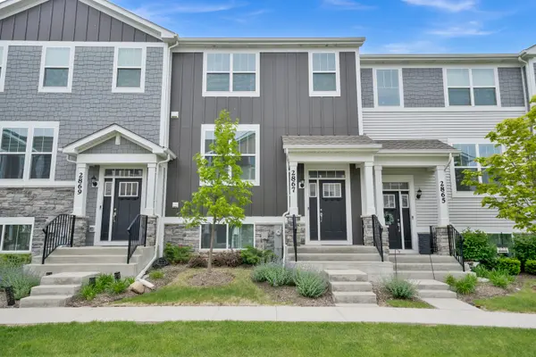 2867 Kessler DR, Mundelein, IL 60060