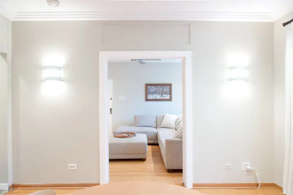 6932 W Medill AVE #1C, Chicago, IL 60707
