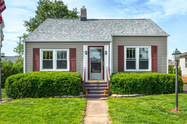 207 W Franklin ST, Carlock, IL 61725