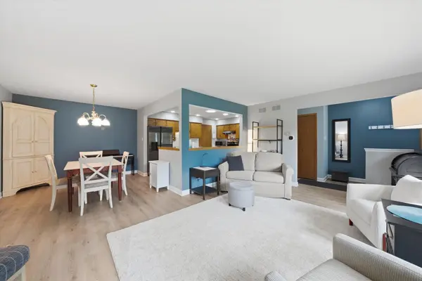 17654 Pennsylvania CT #207, Orland Park, IL 60467