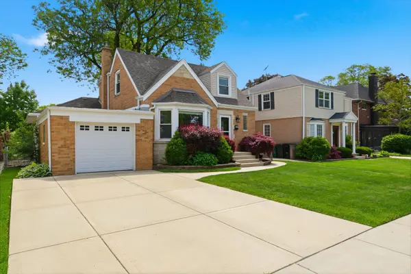 1601 S Ashland AVE, Park Ridge, IL 60068