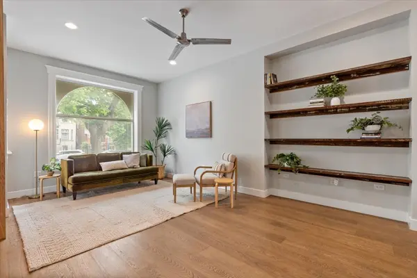 3221 W Fulton BLVD, Chicago, IL 60624