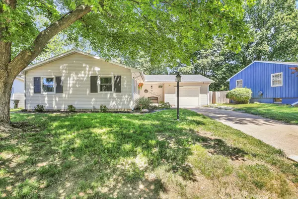 1810 Rebecca DR, Champaign, IL 61821