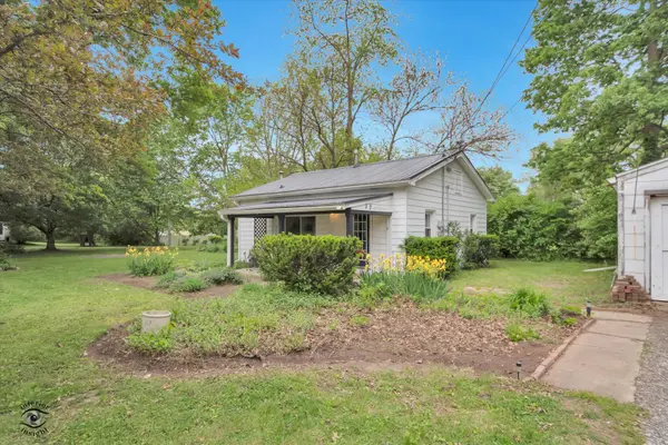 32 Cross ST, Bristol, IL 60512
