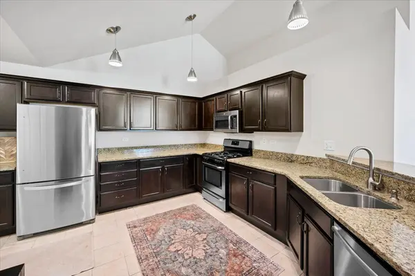 617 Schumann ST #617, Woodstock, IL 60098