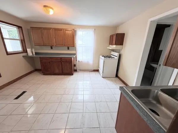1132 E LOCUST ST, Dekalb, IL 60115