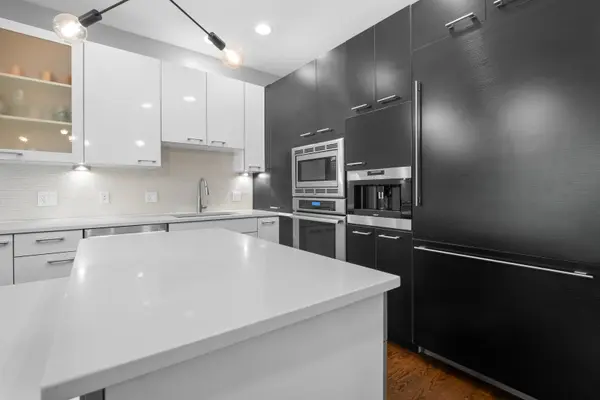 1536 W Walton ST #2, Chicago, IL 60642