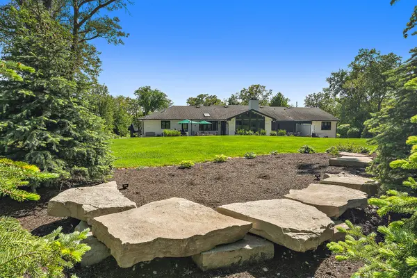 664 Fairway LN, Frankfort, IL 60423
