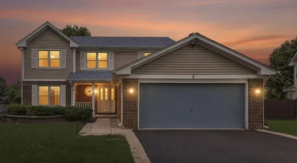 6 Boulder Ridge CT, Bolingbrook, IL 60490