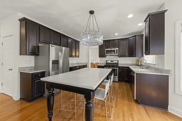 2412 Wild Timothy RD, Naperville, IL 60564