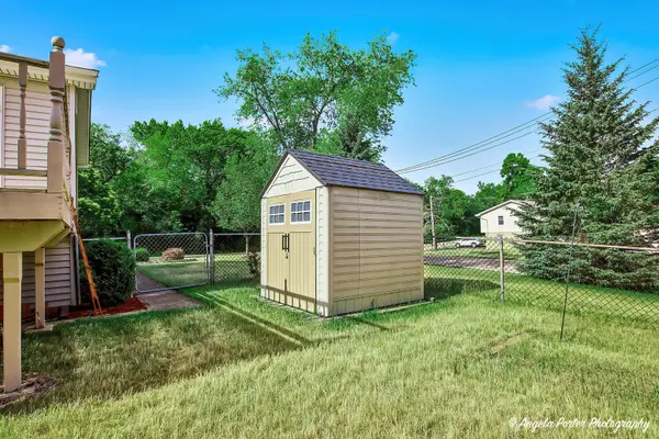 2208 Algonquin RD, Fox River Grove, IL 60021
