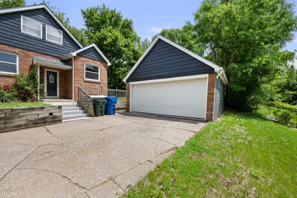 3525 Fair AVE, Davenport, IA 52806