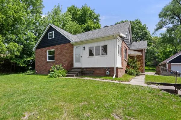 3525 Fair AVE, Davenport, IA 52806