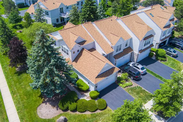 1051 Delta DR, Elgin, IL 60123