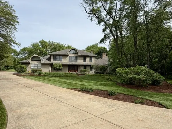 11N071 Johnstown RD, Elgin, IL 60124
