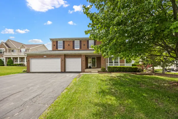 1285 Mallard LN, Hoffman Estates, IL 60192