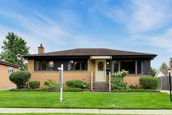 309 Wisconsin DR, Des Plaines, IL 60016