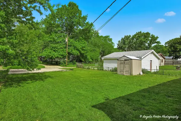 1904 JOANNA AVE, Zion, IL 60099