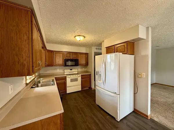 2336 W 49TH ST, Davenport, IA 52806