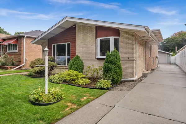 13041 S Muskegon AVE, Chicago, IL 60633