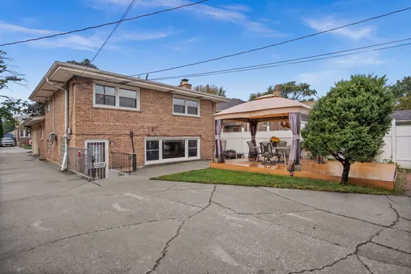 13041 S Muskegon AVE, Chicago, IL 60633