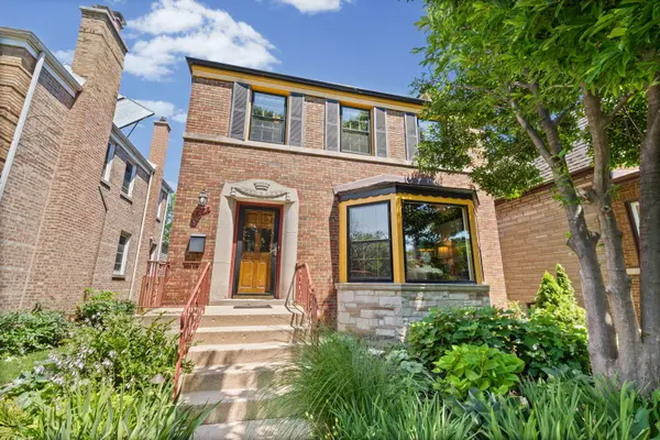 2738 W Fitch AVE, Chicago, IL 60645