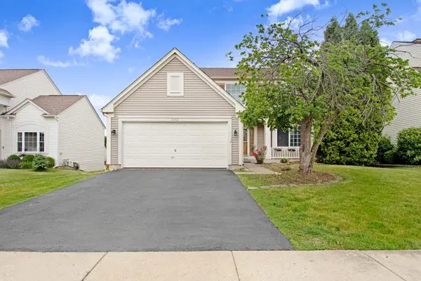 532 Rose LN, Bartlett, IL 60103