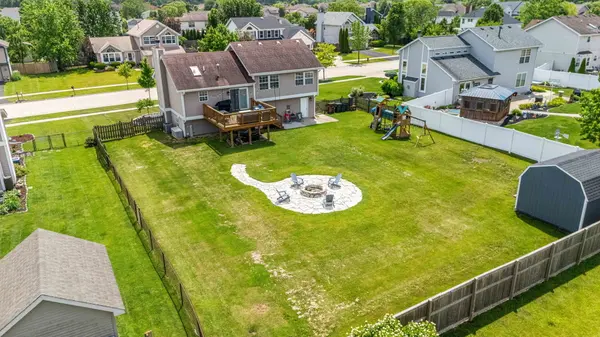 8036 Farmhouse RD, Frankfort, IL 60423