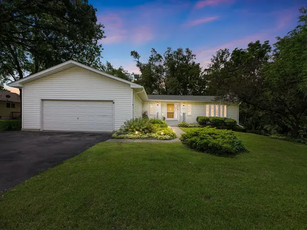 7605 Ash DR, Wonder Lake, IL 60097