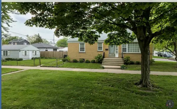 5731 N Northcott AVE, Chicago, IL 60631