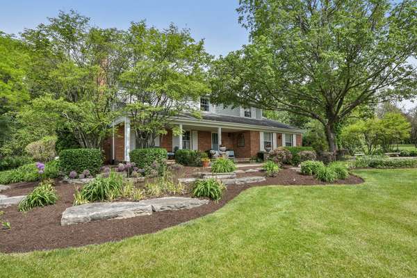 1550 Banbury RD, Inverness, IL 60067