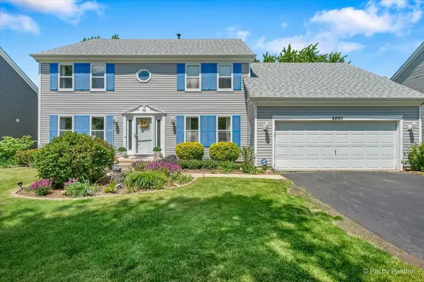 2480 Otter Creek LN, Elgin, IL 60124