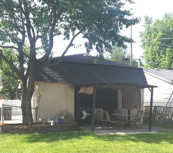 9117 Grant AVE, Brookfield, IL 60513
