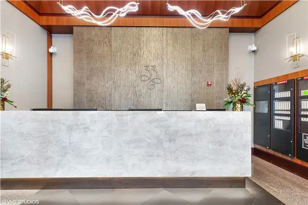 33 W Ontario ST #20I, Chicago, IL 60654