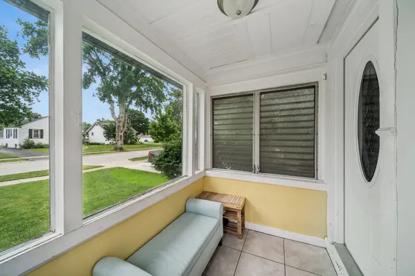 134 S Pick AVE, Elmhurst, IL 60126