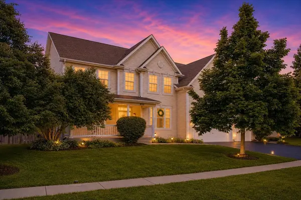 650 Iris CT, Lake Villa, IL 60046