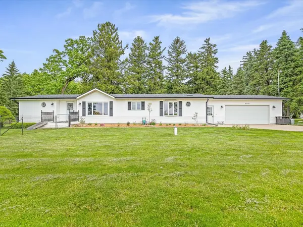 8500 Manchester RD, Capron, IL 61012