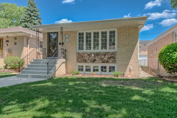 6651 N Oconto AVE, Chicago, IL 60631