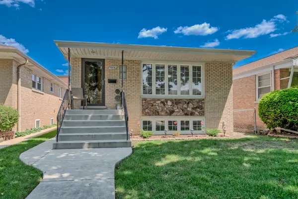 6651 N Oconto AVE, Chicago, IL 60631
