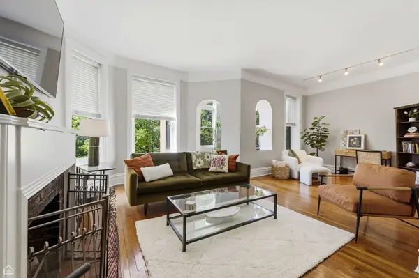 628 W Sheridan RD #3E, Chicago, IL 60613