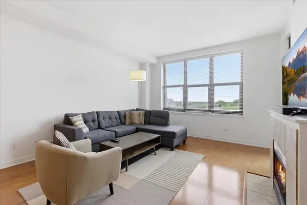 3140 N SHEFFIELD AVE #602, Chicago, IL 60657