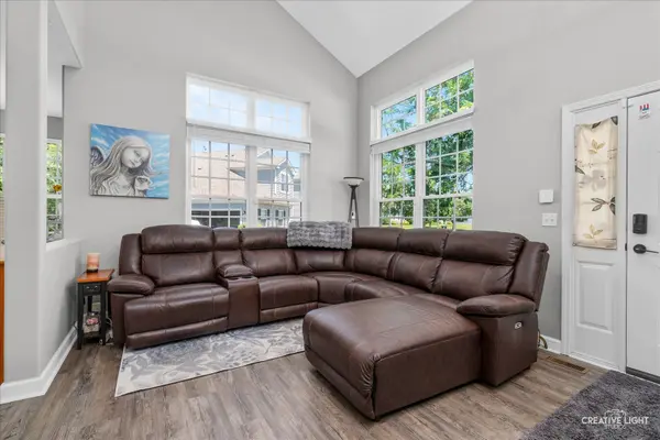 265 Grays DR #265, Oswego, IL 60543