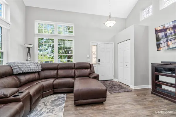 265 Grays DR #265, Oswego, IL 60543