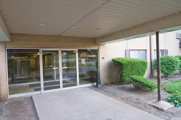 725 W Dempster ST #308, Des Plaines, IL 60016