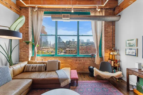 312 N MAY ST #4D, Chicago, IL 60607