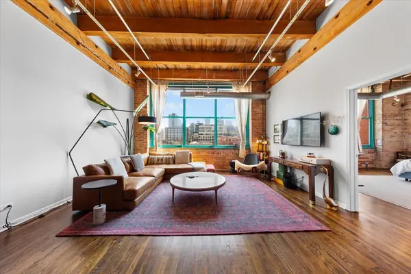 312 N MAY ST #4D, Chicago, IL 60607