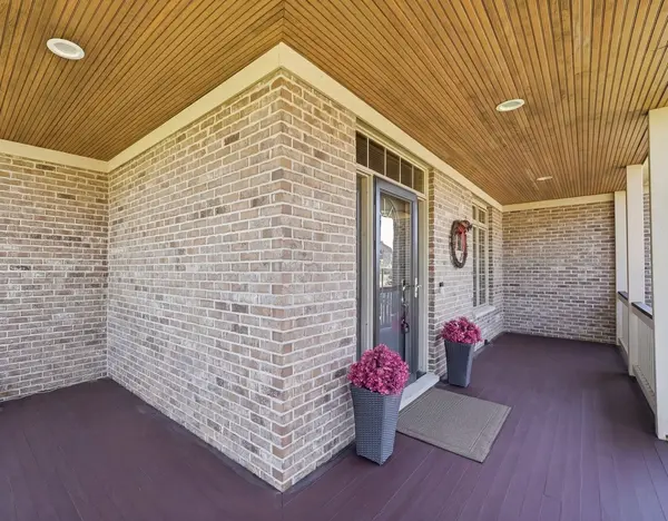 468 Rutland RD, Dekalb, IL 60115